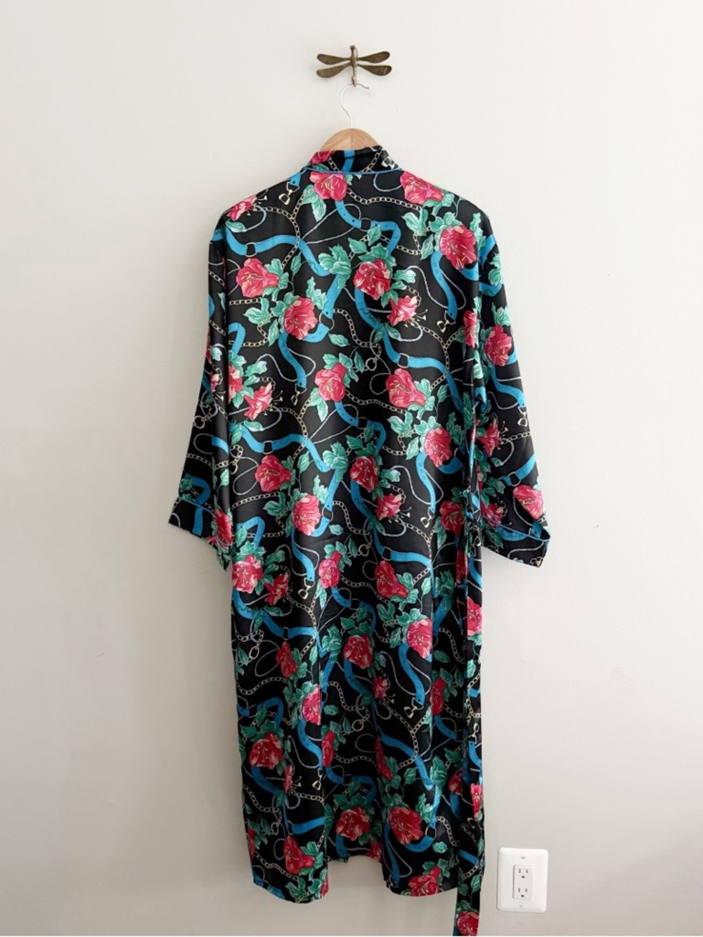 Vintage Horse-Bit and Floral Satin Black Multicolor Womens Robe - Picture 2 of 7